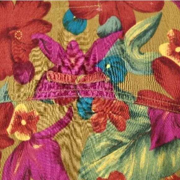 Solutions Original Red and Pink Floral Hibiscus Button Up Shirt Size Small - Picture 8 of 8